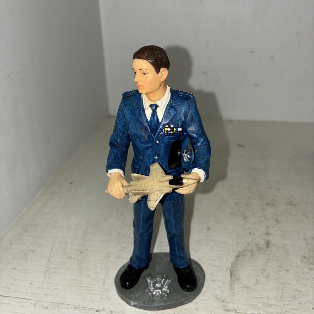 Vanmark American Heroes "Dress Rehearsal" Air Force Miniature Figurine 2000
